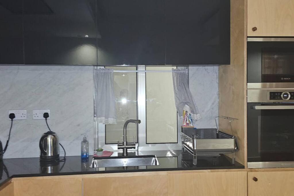 Balluta Bay Seaview 2 Bedrooms 2 Bathrooms Appartement *